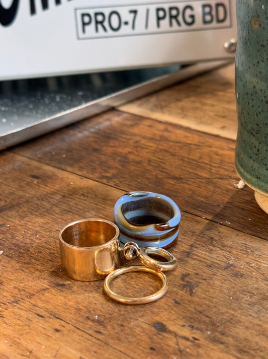 Blue&brown "Võsu" glass ring